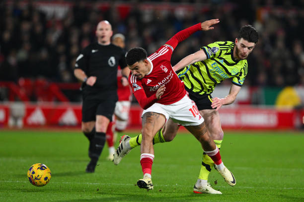 充满活力的 充满活力的