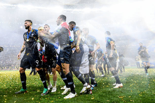 曾与那些在 曾与那些在