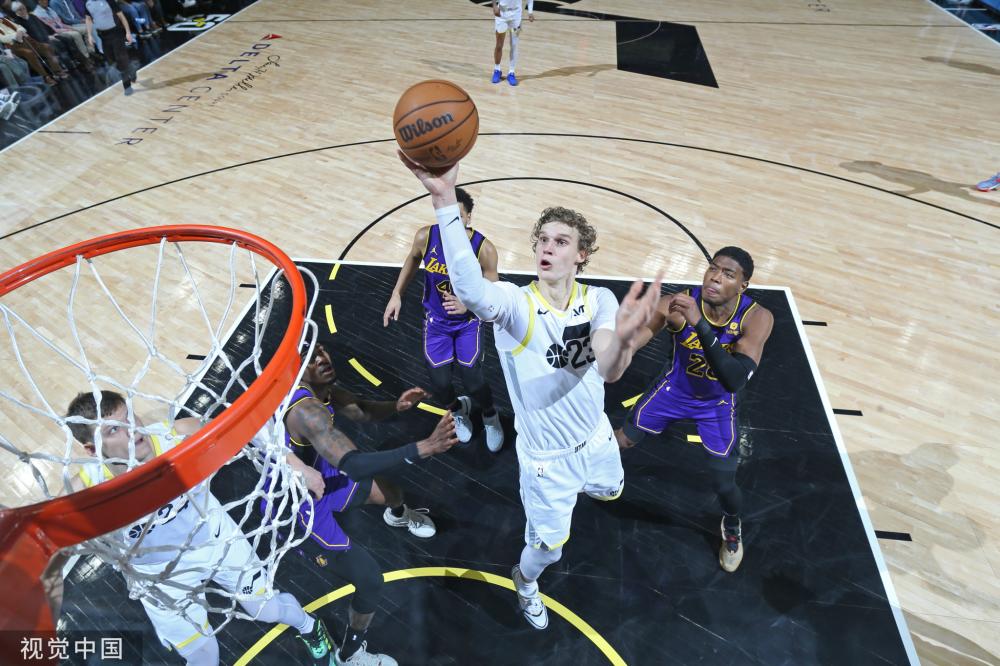 球发展中成 球发展中成