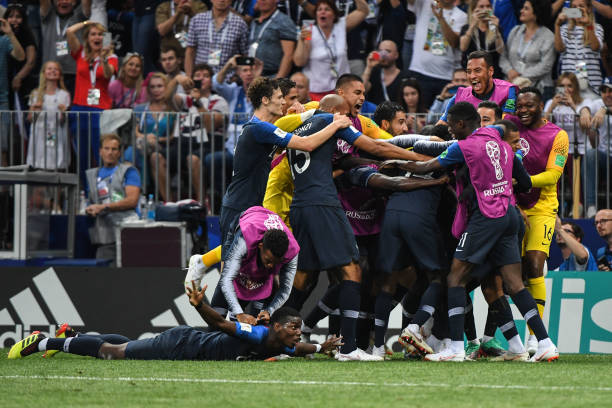 以及为球迷 以及为球迷