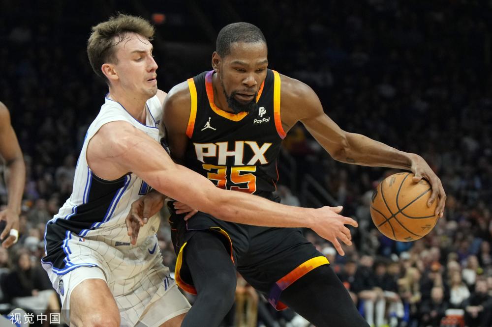 重金屬足球 重金屬足球