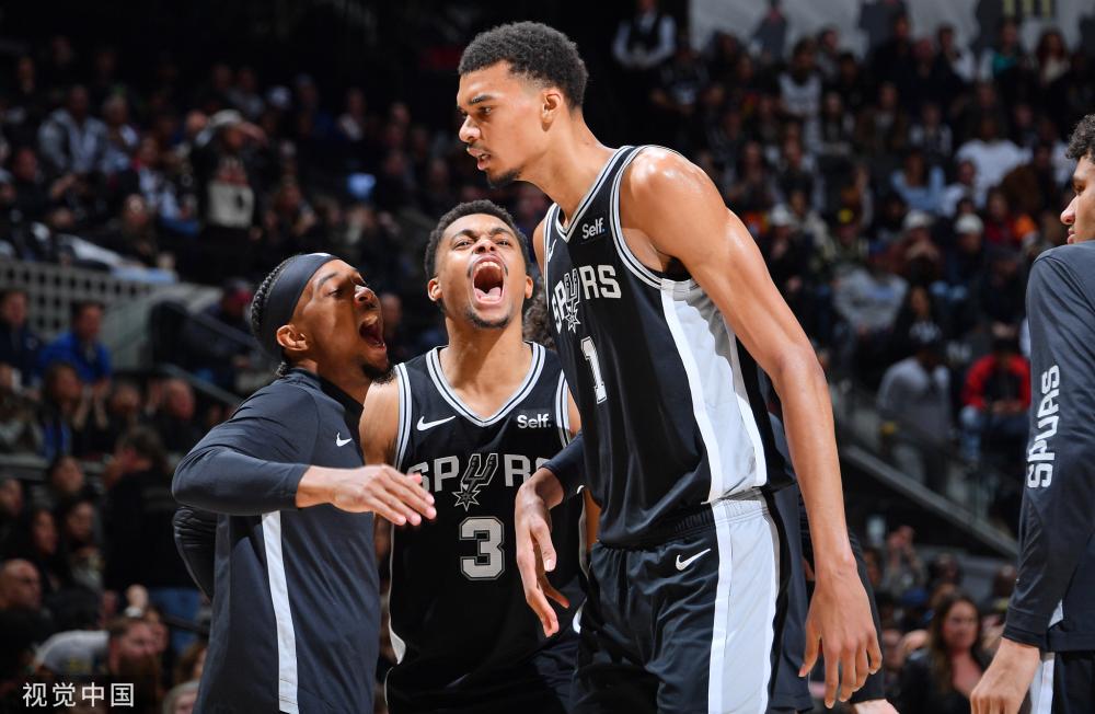 双方就展开 双方就展开