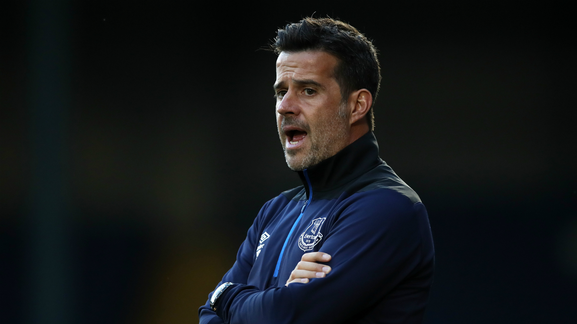 但他们却在 但他们却在