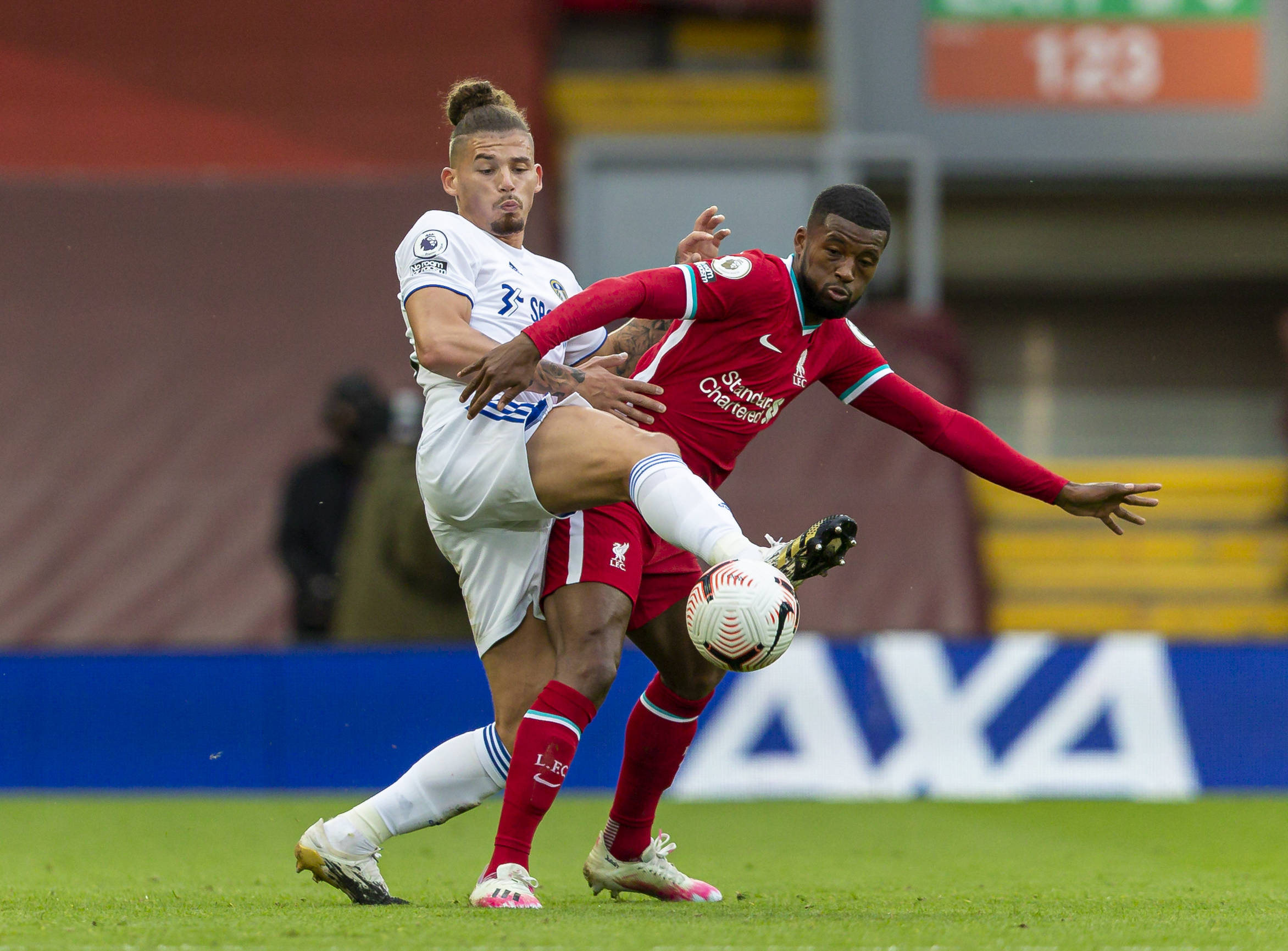 更是让人深 更是让人深